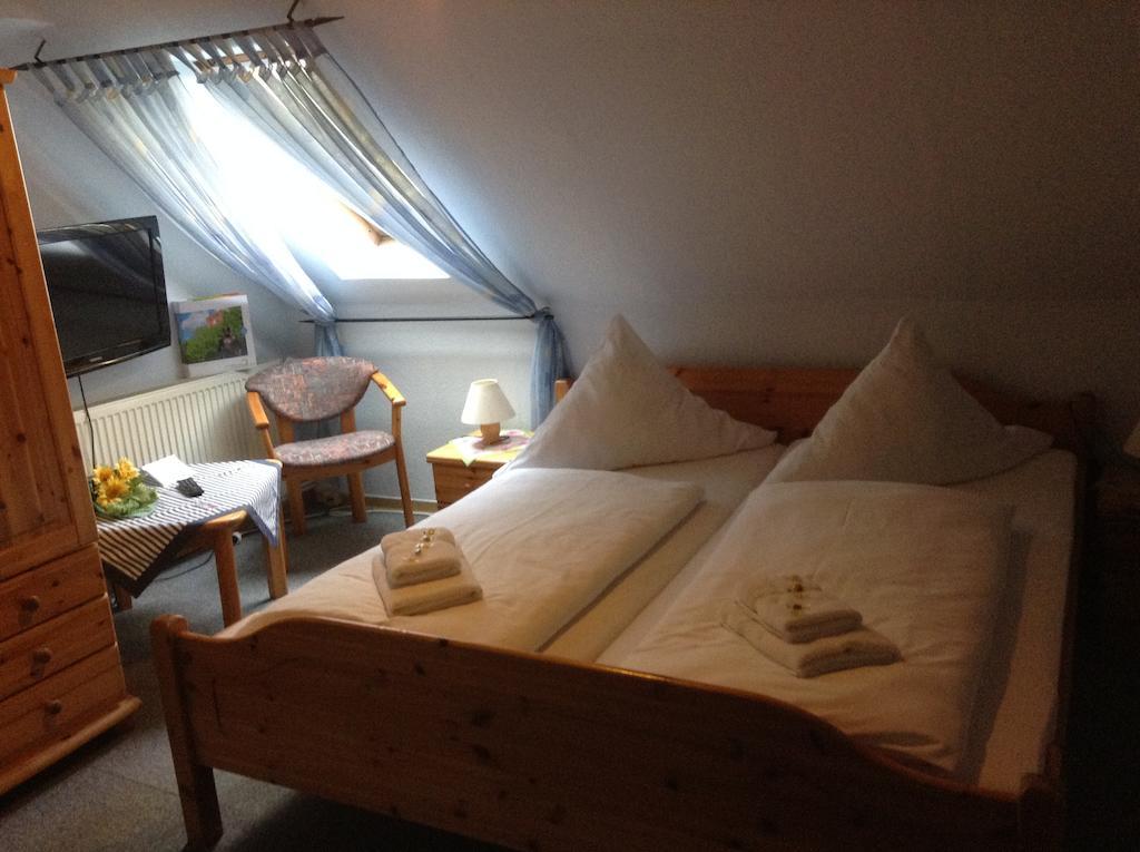 Hotel Muehleneck Hage الغرفة الصورة